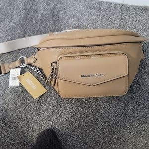🤩New Michael Kors Women's Maisie 2 In 1 Waist pack Fanny Belt Bag Purse MK Tan